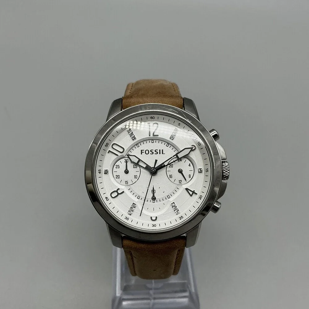 Fossil Womens Watch 38mm Silver Tone Chronograph Leather ES4038 New Battery